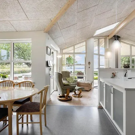 Fy166-middelfart-skrillinge-strand-100 Middelfart