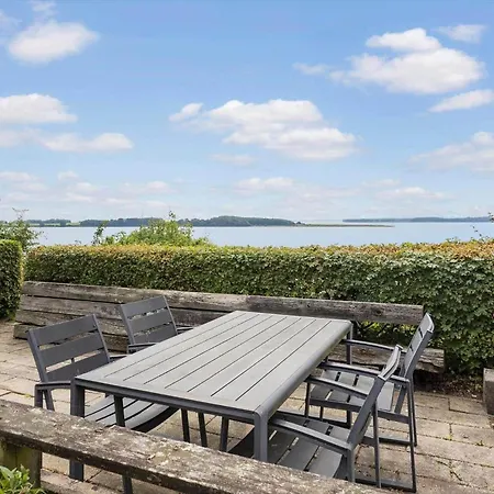 Fy166-middelfart-skrillinge-strand-100 Prázdninový dům *