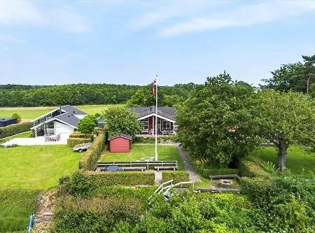 Fy166-middelfart-skrillinge-strand-100 Middelfart