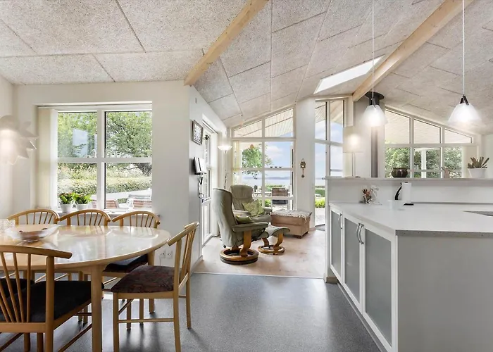 Fy166-middelfart-skrillinge-strand-100 Middelfart