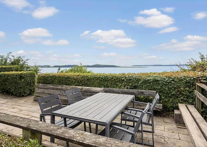 Fy166-middelfart-skrillinge-strand-100 *